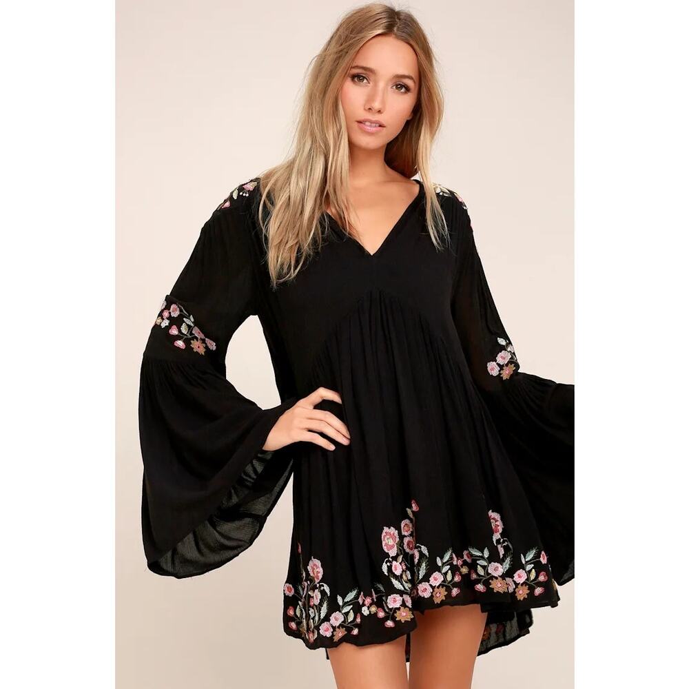 Free People Te Amo Black Gauzy Floral Embroidered Boho Babydoll Mini Dress Large - Picture 2 of 16